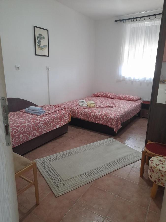 Apartman Sb Ulcinj Buitenkant foto